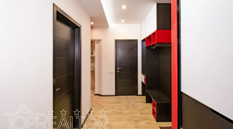 Продаж 2-к квартири на вул. Білогорська, 1-Б (Олексіївка) | Toprealtor