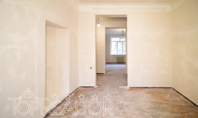 Продаж 4-к квартири в центрі вул. Гіршмана, 14 | Toprealtor
