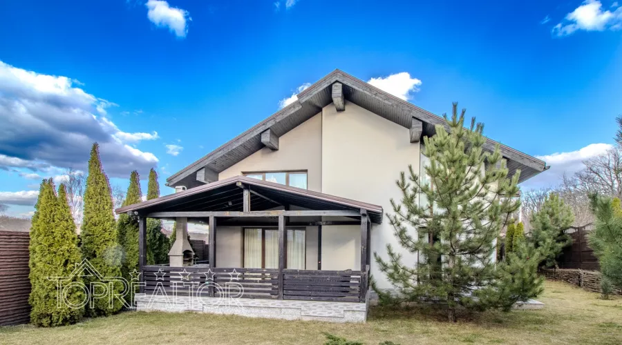 Продам 2-поверховий будинок з якісним ремонтом на Залютіно | Toprealtor