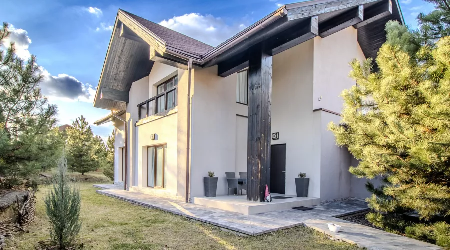 Продам 2-поверховий будинок з якісним ремонтом на Залютіно | Toprealtor