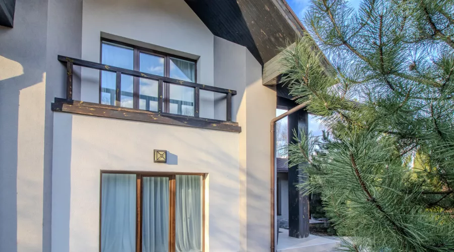 Продам 2-поверховий будинок з якісним ремонтом на Залютіно | Toprealtor