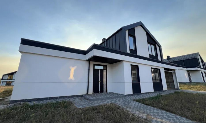 Продаж будинку Inwhite family park, поруч Шалє Грааль, Чайківка! | Toprealtor