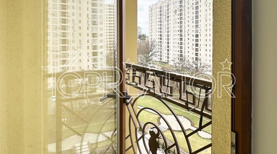 Продам 2 комнатную квартиру в ЖК