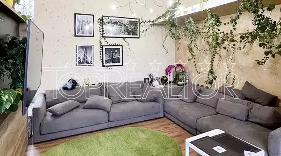 Продам сучасний будинок по проспекту Науки, 65 | Toprealtor