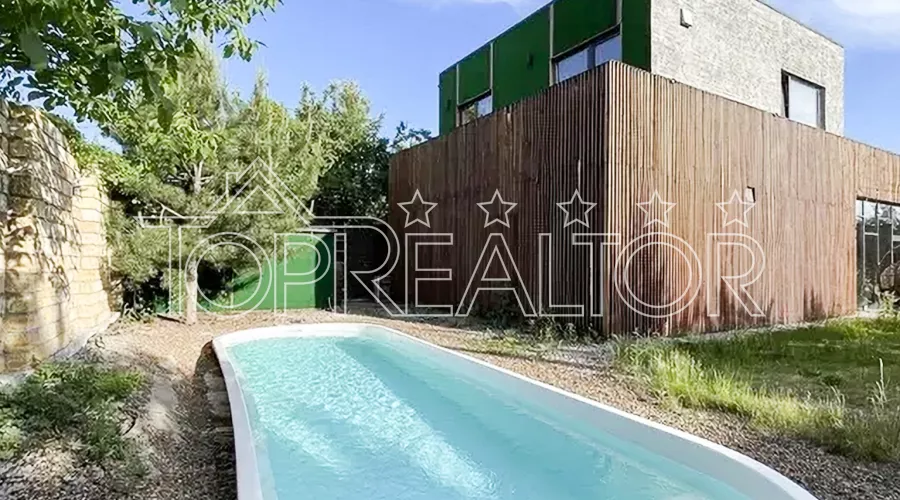 Продам сучасний будинок по проспекту Науки, 65 | Toprealtor