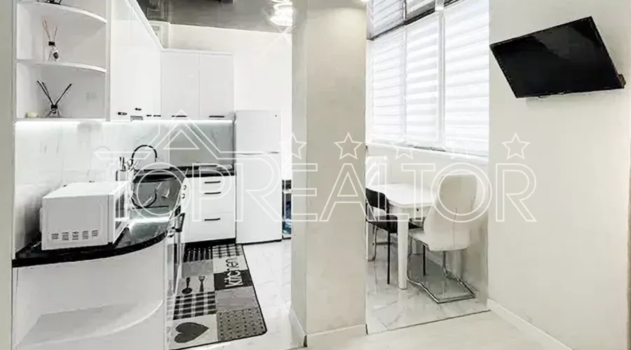 Продам 1 кімнатну квартиру ЖК | Toprealtor