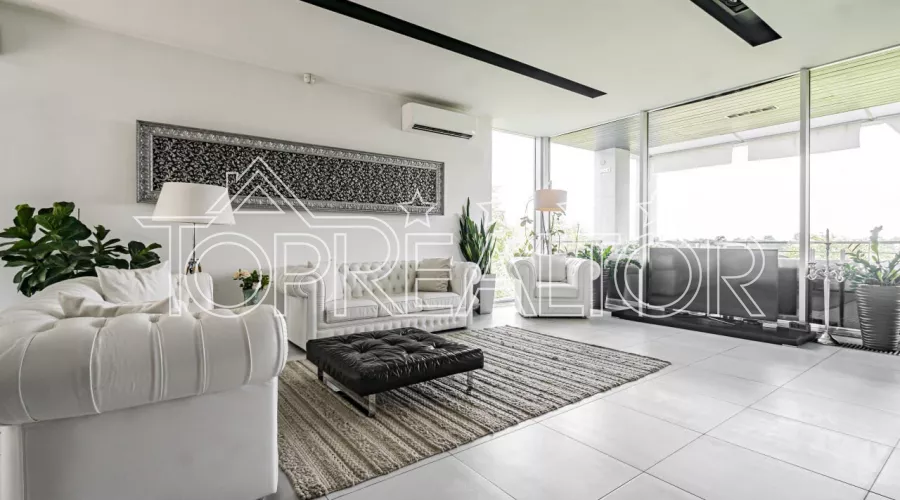 Продам сучасний будинок в сел. Коротич | Toprealtor