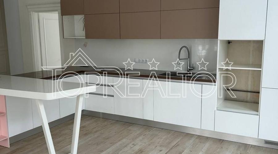 Продам добротный дом с бассейном в коттеджном поселке “Лесное”. | Toprealtor