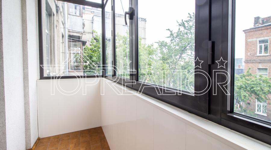 Продам 4-комн. квартиру в Доме Саламандра | Toprealtor