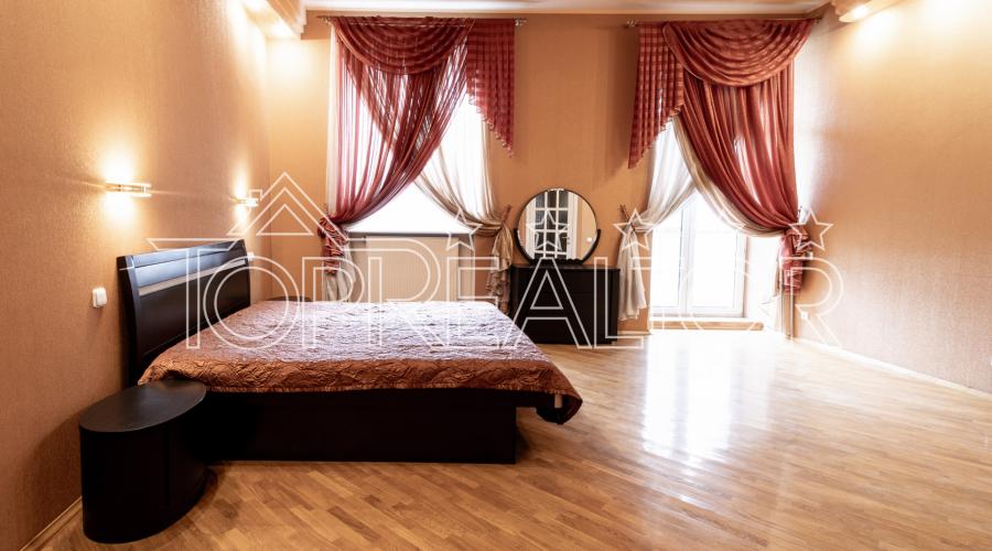 Продам 4-комн. квартиру в Доме Саламандра | Toprealtor