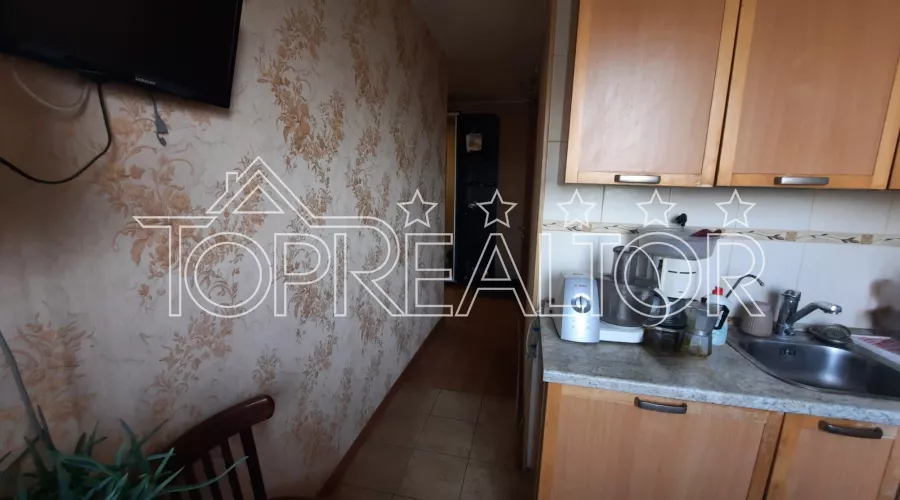 Продам 3-кімнатну квартиру по вул. Амосова | Toprealtor