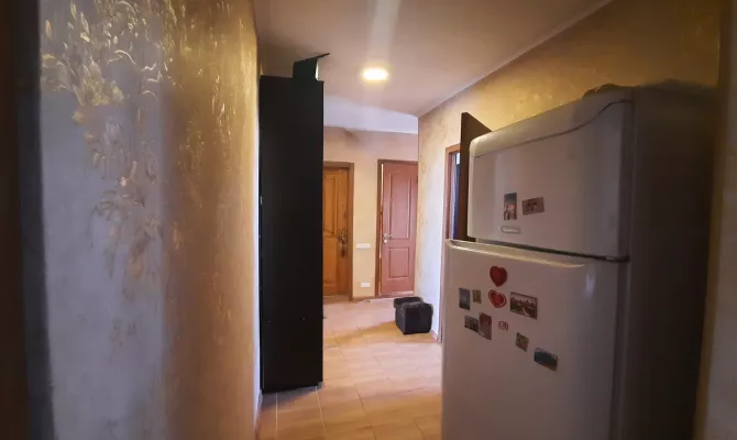 Продам 3-кімнатну квартиру по вул. Амосова | Toprealtor