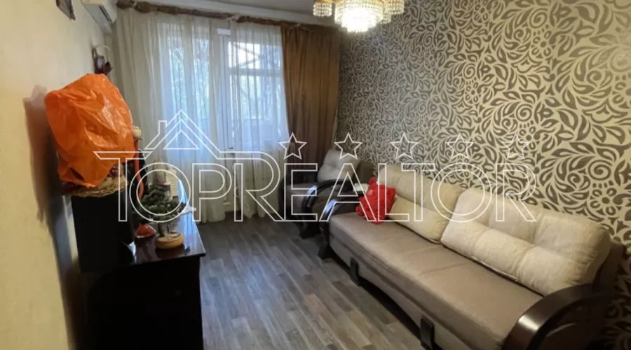 Продам хорошу, теплу 3-кімнатну квартиру на Салтівці в 522 м/р | Toprealtor