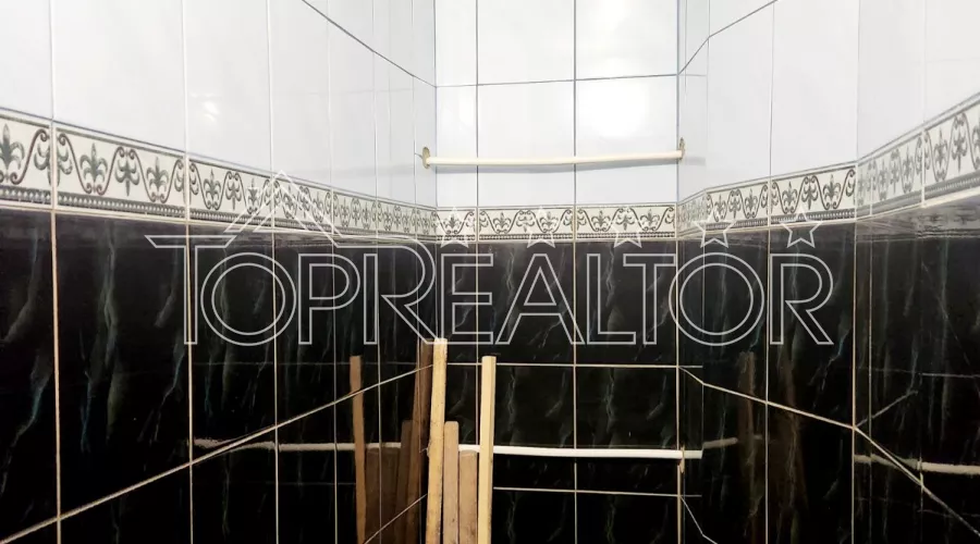 Продам 2-кімнатну квартиру Тракторобудівників | Toprealtor