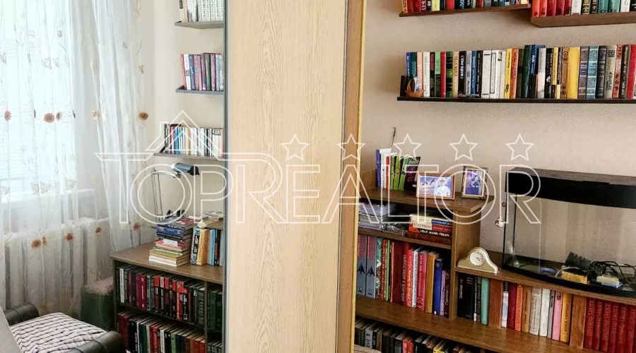 Продам 2-кімнатну квартиру Тракторобудівників | Toprealtor