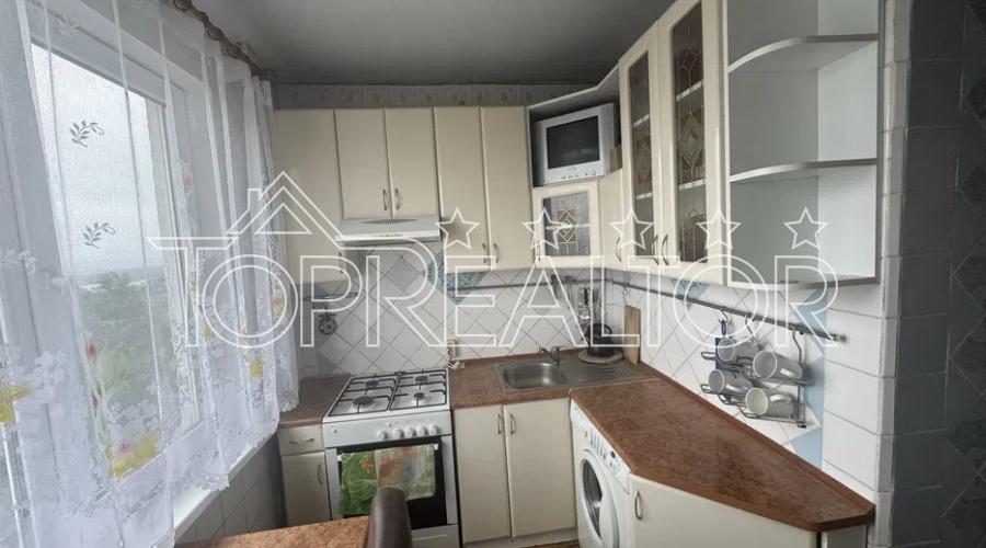 Продаж 2-к квартири (метро Перемога) | Toprealtor