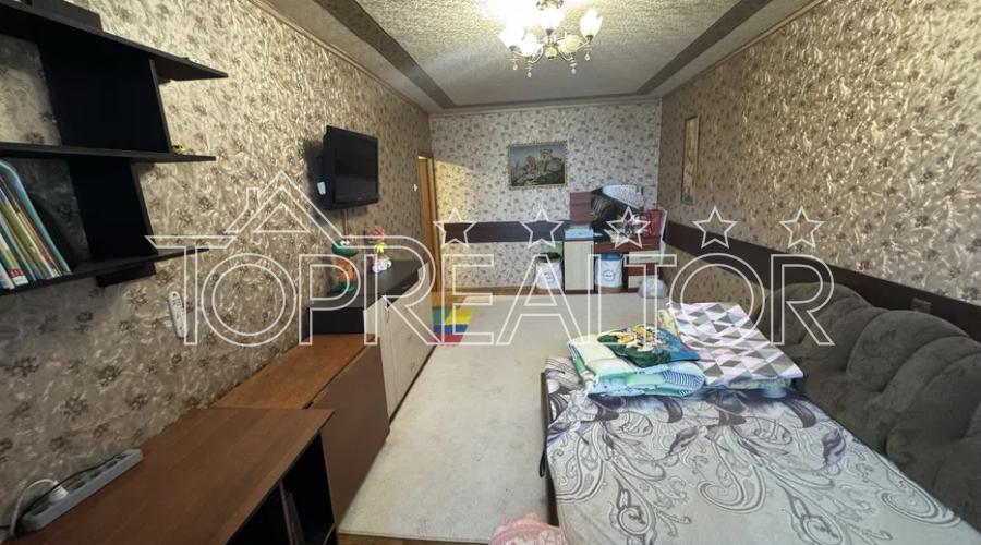 Продаж 2-к квартири (метро Перемога) | Toprealtor