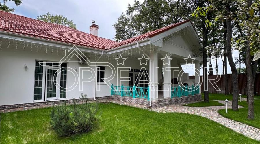Продам сучасний котедж з ремонтом у закритому КС “Лісне” | Toprealtor