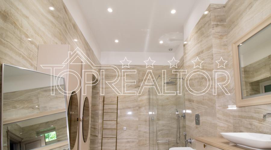 Продам сучасний котедж з ремонтом у закритому КС “Лісне”. | Toprealtor