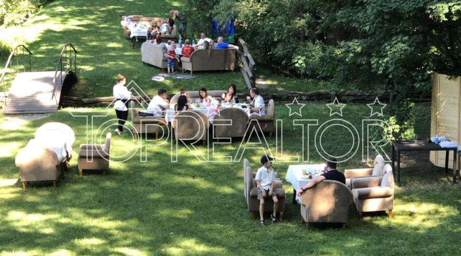 Продам действующий гостинично-ресторанный комплекс в пригороде | Toprealtor