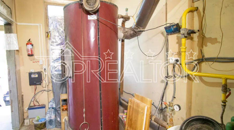 Продаж дієвого бізнесу: МЕДЦЕНТР по вул. Москалівській 106 | Toprealtor