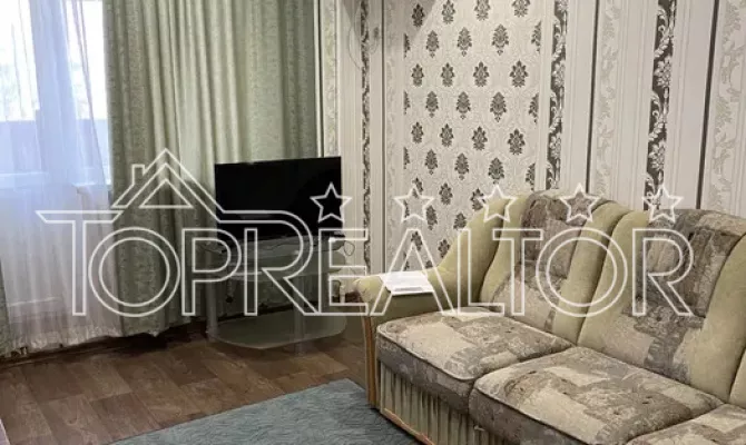 Продаж 1-к квартири на вул. Ахсарова, 13 (Олексіївка) | Toprealtor