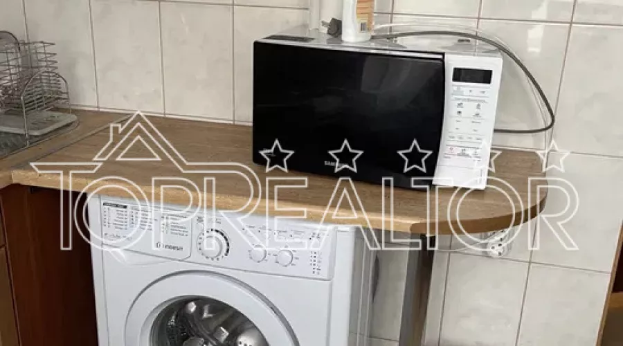 Продаж 1-к квартири на вул. Ахсарова, 13 (Олексіївка) | Toprealtor