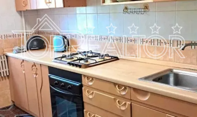 Продаж 3-к квартири в районі вул. Олексіївська 14А | Toprealtor