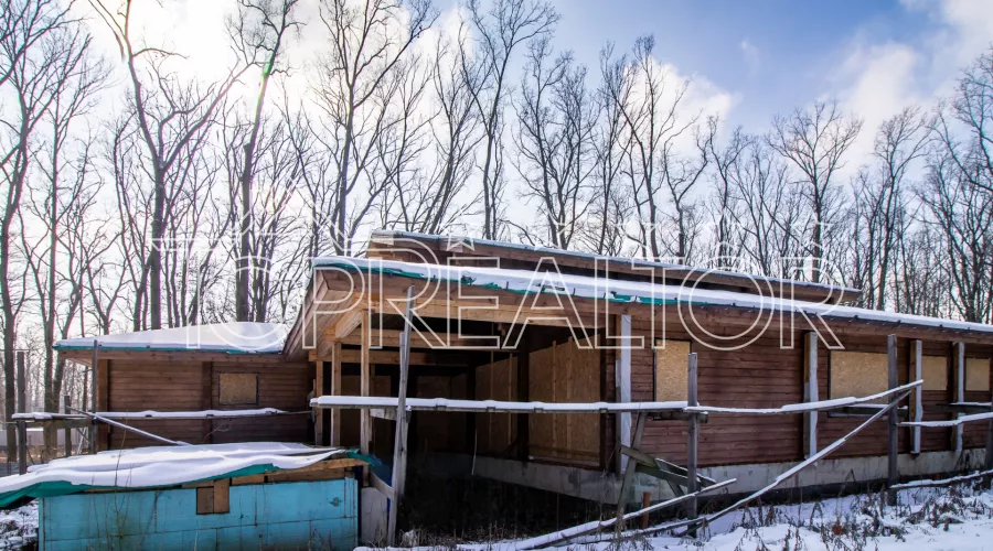 Продам 2-поверховий дерев'яний зруб в Роял Клабі | Toprealtor