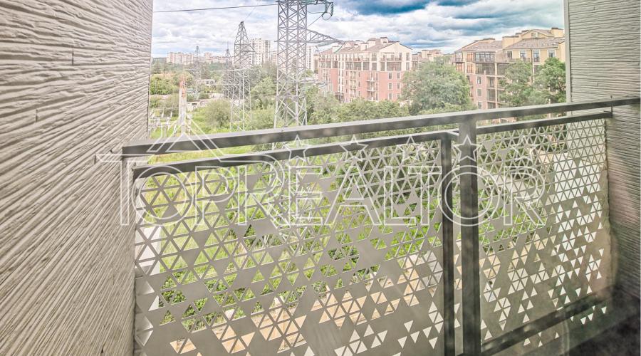 Продам 2-кімнатну квартиру в ЖК  | Toprealtor