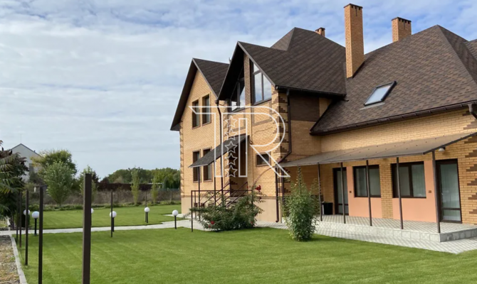 В продажу коттедж  в охороняєму містечку Флоринка. | Toprealtor