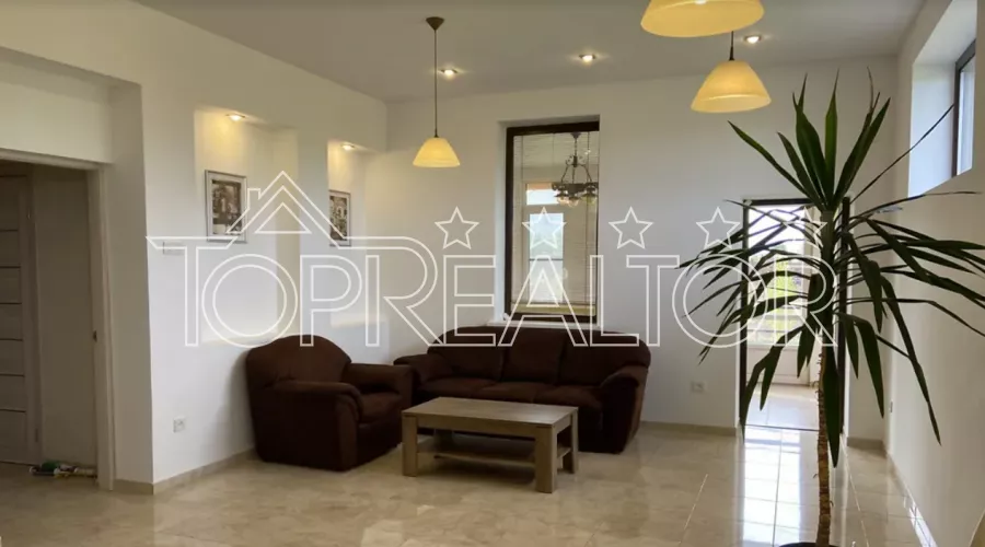 В продажу коттедж  в охороняєму містечку Флоринка. | Toprealtor