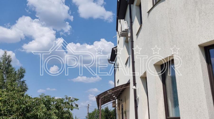 Продам современный дом в Коротиче | Toprealtor