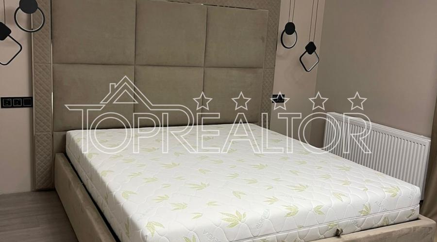 Здається в оренду 2- поверховий будинок в містечку  | Toprealtor