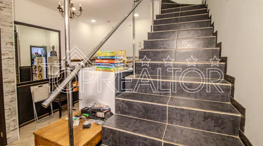 Продам 3-поверхову будівлю під офіс на Пушкінській | Toprealtor