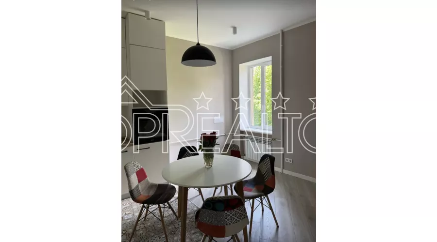 Продаж 3-кімнатної квартири в центрі | Toprealtor