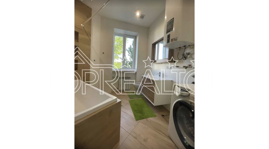 Продаж 3-кімнатної квартири в центрі | Toprealtor