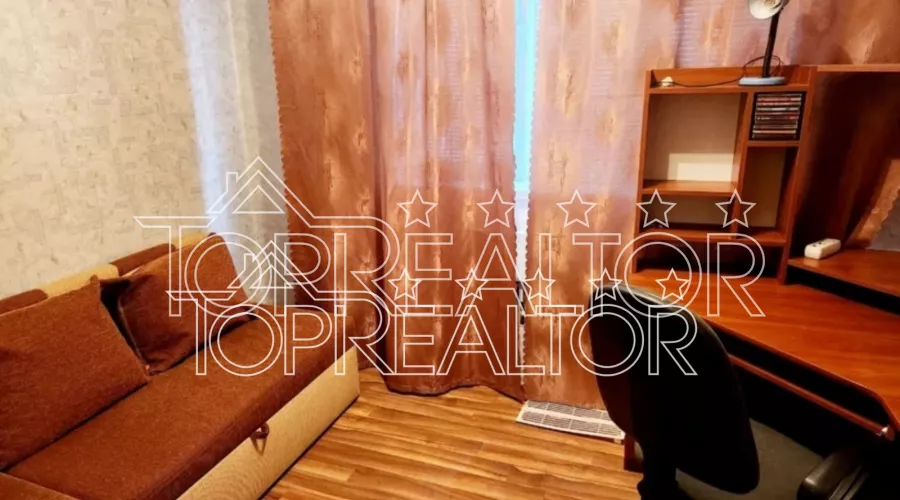 Продам 4-кімнатну квартиру | Toprealtor