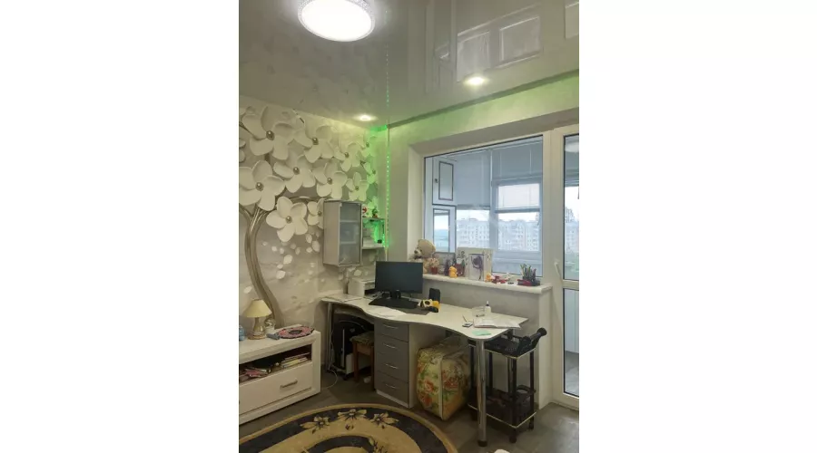 Продаж 3-к квартири на проспекті Перемоги | Toprealtor