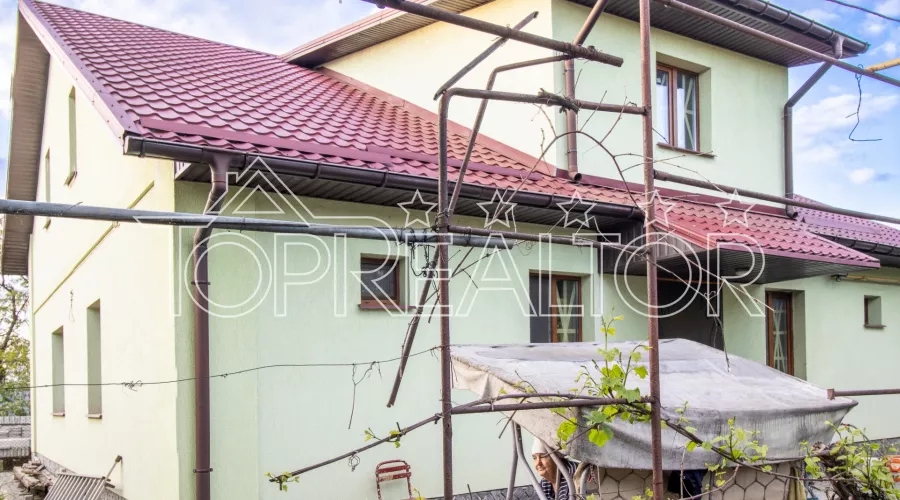 Продам 2-поверховий будинок в Пісочині | Toprealtor