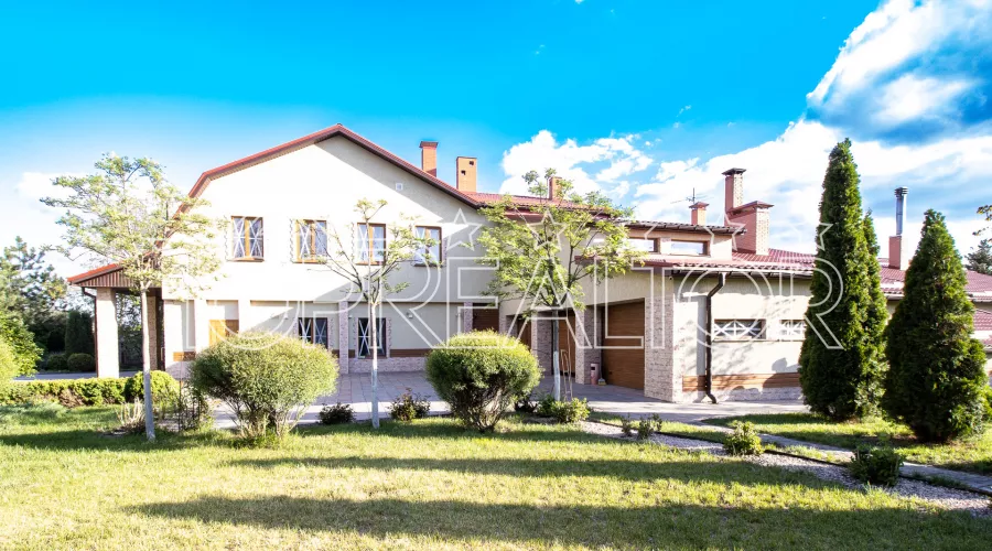 Продам усадьбу в Песочине | Toprealtor