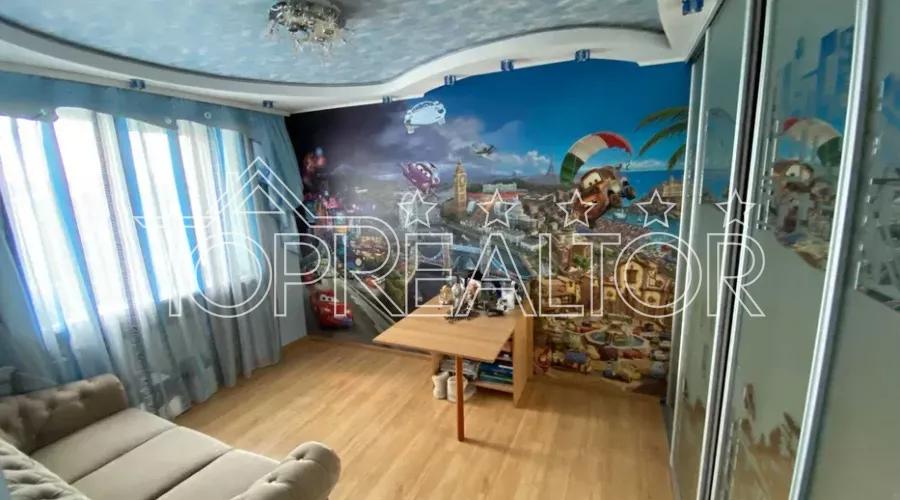 Продаж 2-к квартири біля метро Наукова, вул. Культури 15 | Toprealtor