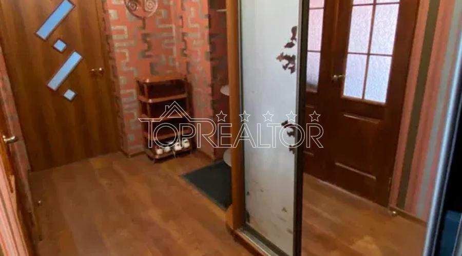 Продаж 2-к квартири біля метро Наукова | Toprealtor