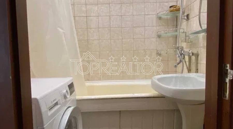 Продаж 2-к квартири біля метро Наукова | Toprealtor