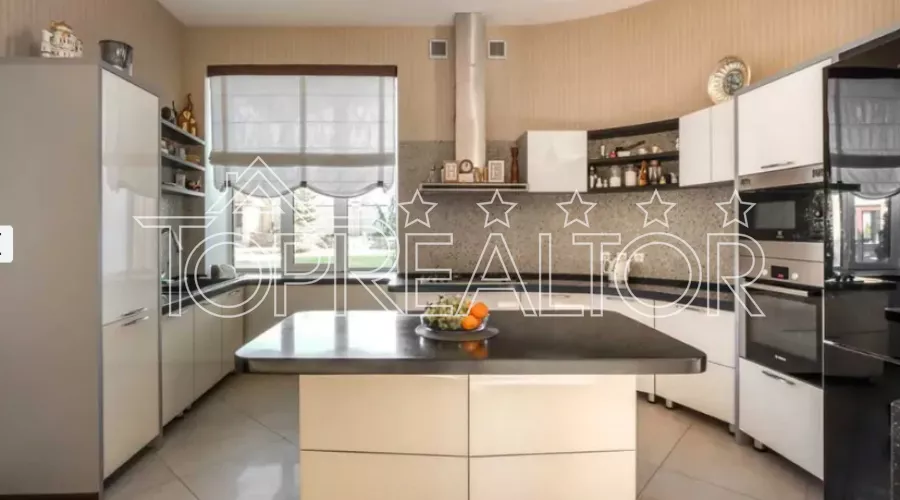 Продаж 3-поверхового будинку на Флорінці-1 | Toprealtor