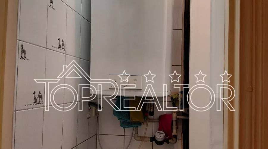 Продаж 3-кімнатної квартири на селищі Жуковського | Toprealtor