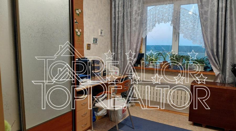 Продаж 3-кімнатної квартири на селищі Жуковського | Toprealtor