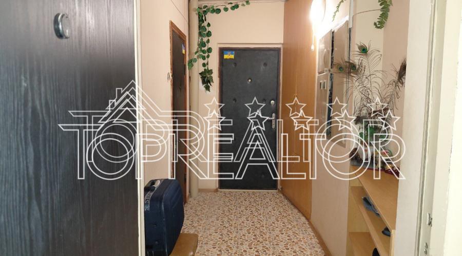 Продаж 3-кімнатної квартири на селищі Жуковського | Toprealtor