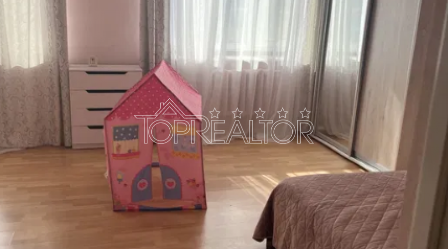 Продаж 2-х будинків в котеджному селищі Флорінка-1 | Toprealtor