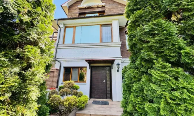 Продам 3-поверховий будинок  з дизайнерським  ремонтом на Великій Данилівці | Toprealtor